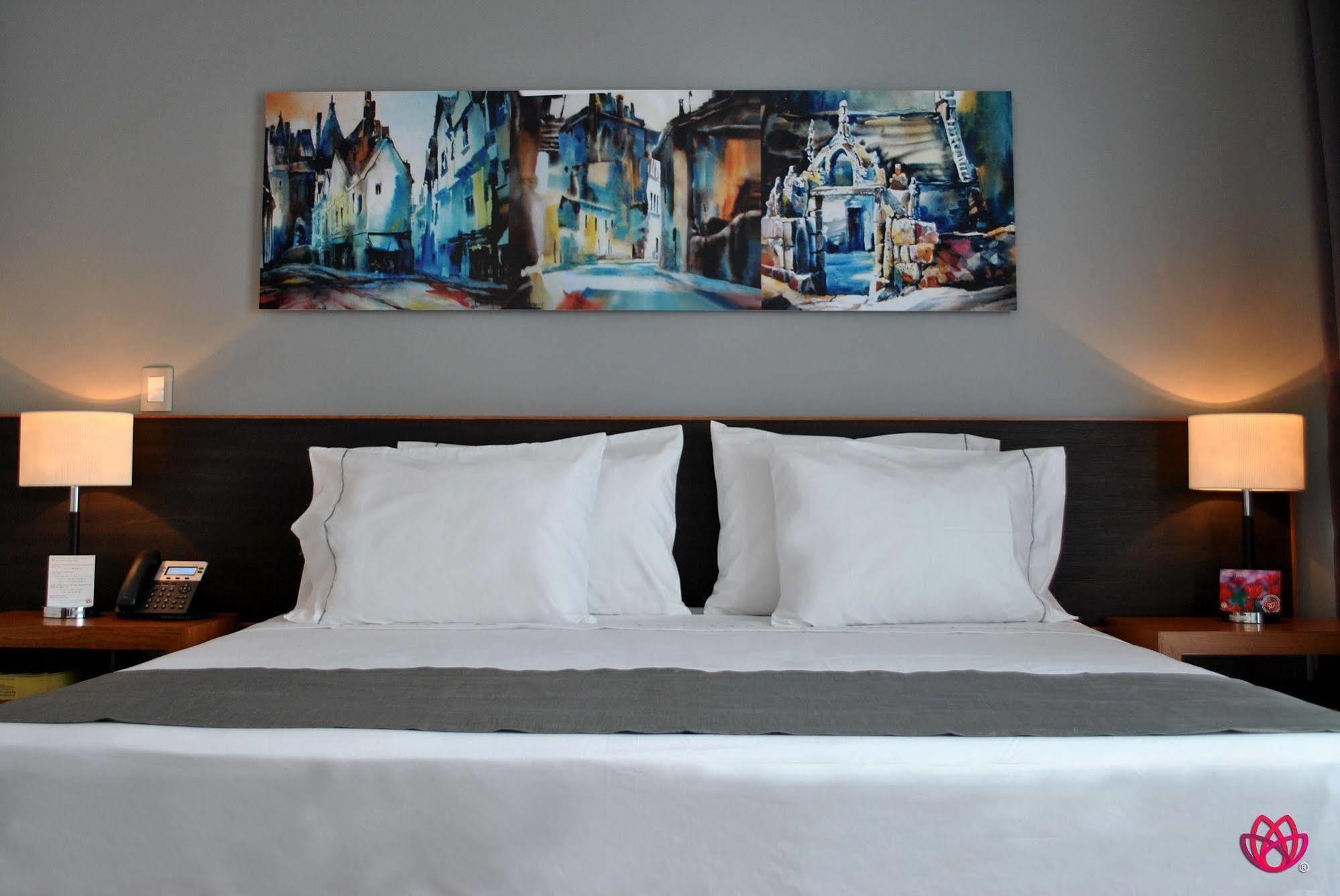 Hotel Y Tu Expo Guadalajara Kültér fotó